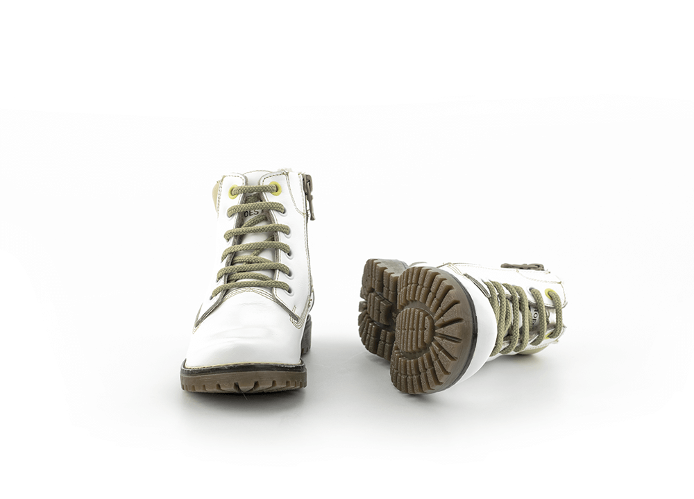 Kids' boots with a warm lining in white nappa 360° placeholder image