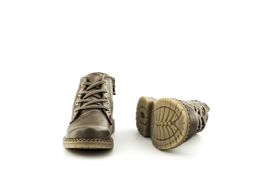 Children's boots in brown-pearl color 360° placeholder image