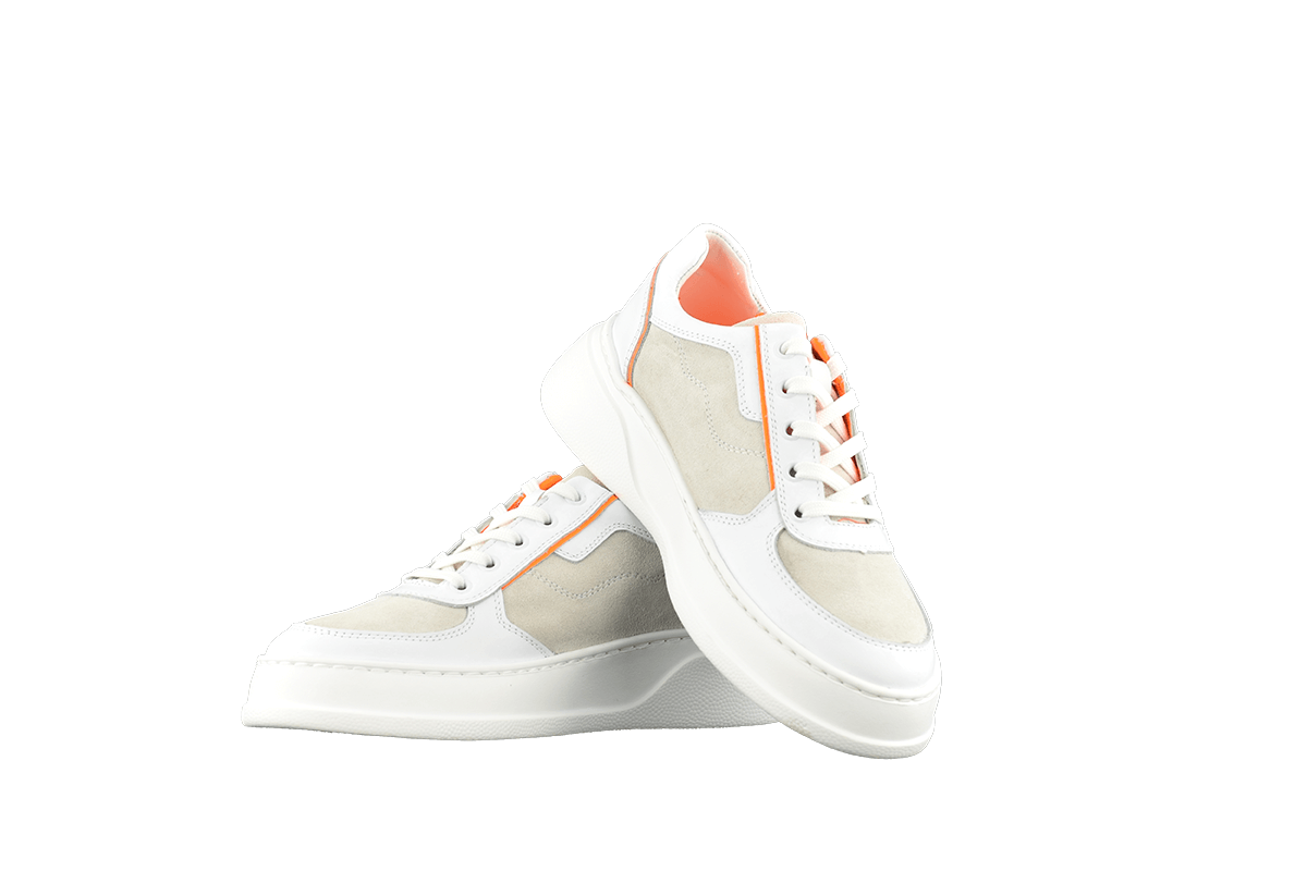 Ladies' sports shoes in white and orange colours 360° Image