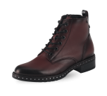 Ladies' boots with an impressive footbed in claret color