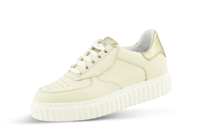 Ladies' sports shoes from beige leather