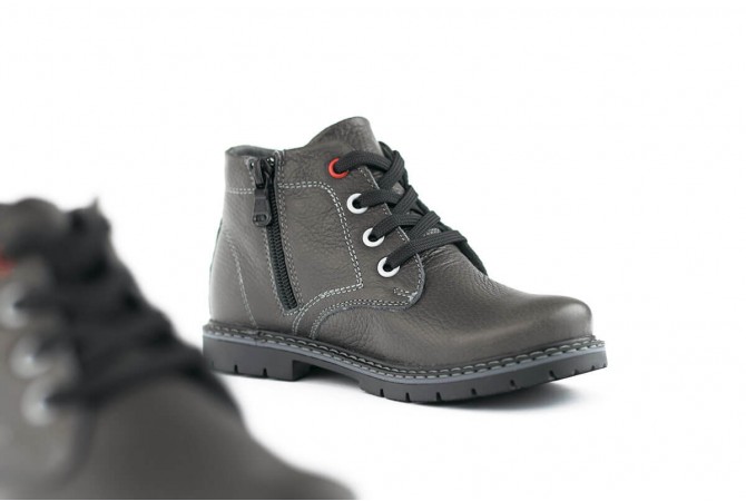 Children's boots from gray shagren