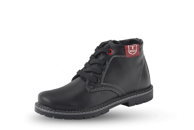Kids' boots type chukka in black color