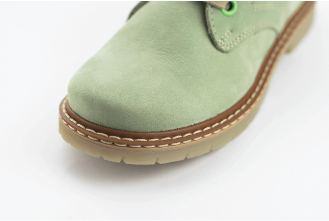 Kids' boots type chukka in color spearmint