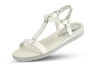 Бели дамски сандали Цвят: Бял Цена: 49.60лв.